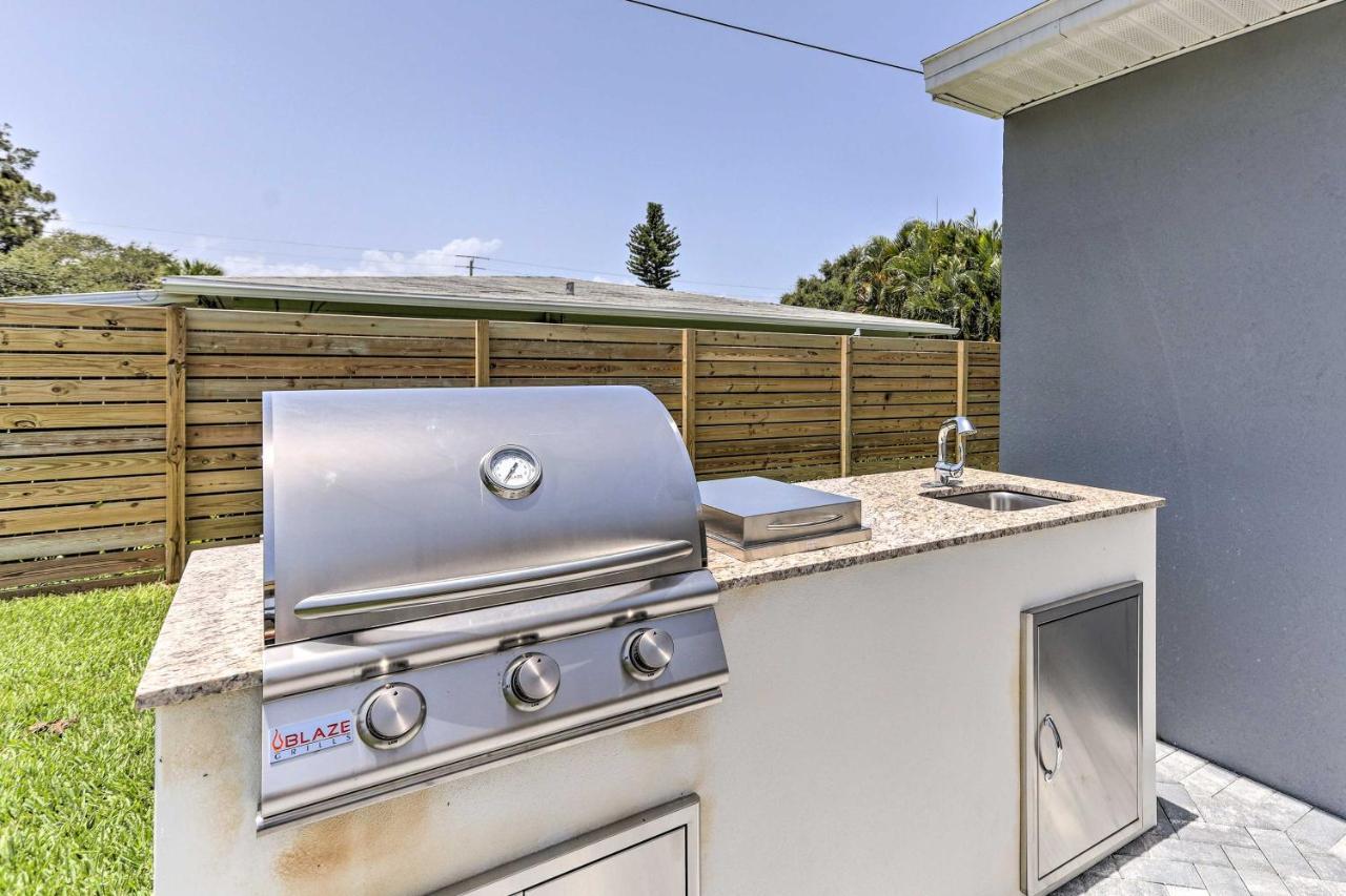 Beach House With Outdoor Kitchen, Walk To Coast Cocoa Beach Exterior photo